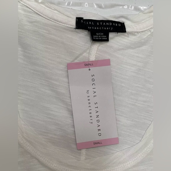 Social Standard by Sanctuary Women's White Scoop Neck Long Sleeve T-Shirt s S - Picture 7 of 10